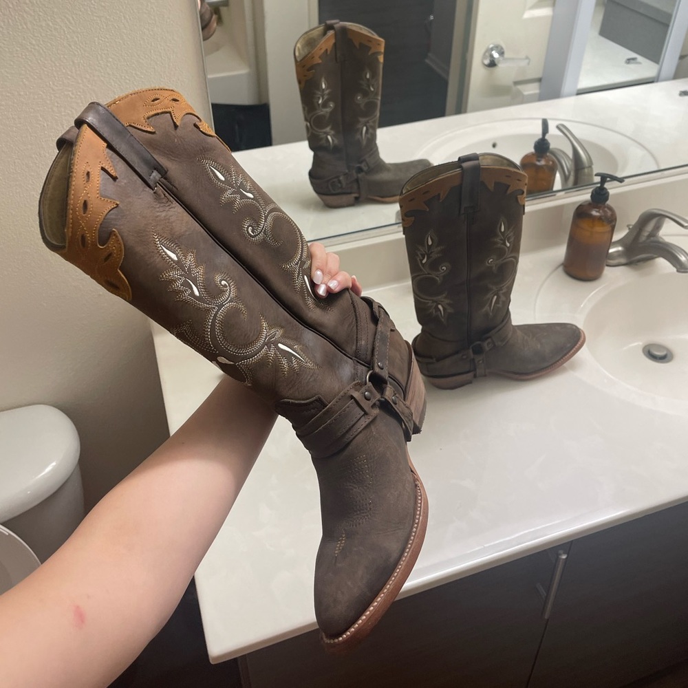 Vintage cowgirl boots